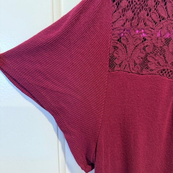 Embroidered and Lace Blouse with Tassels - Picture 6 of 9